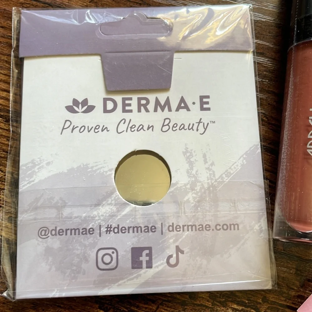 ❤️ 2/$20 or 3/$25 Makeup Selfcare Bundle Ecotools, Ardell, Derma-E, Eyeliner Aid